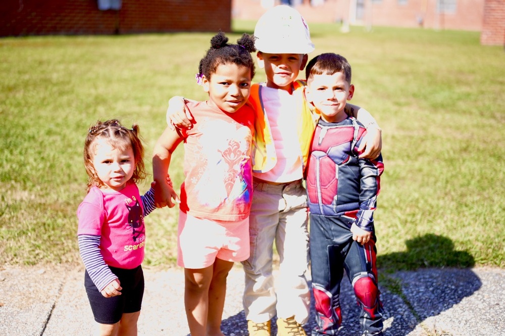 Kids in Costume at HACG Trunk or Treat 